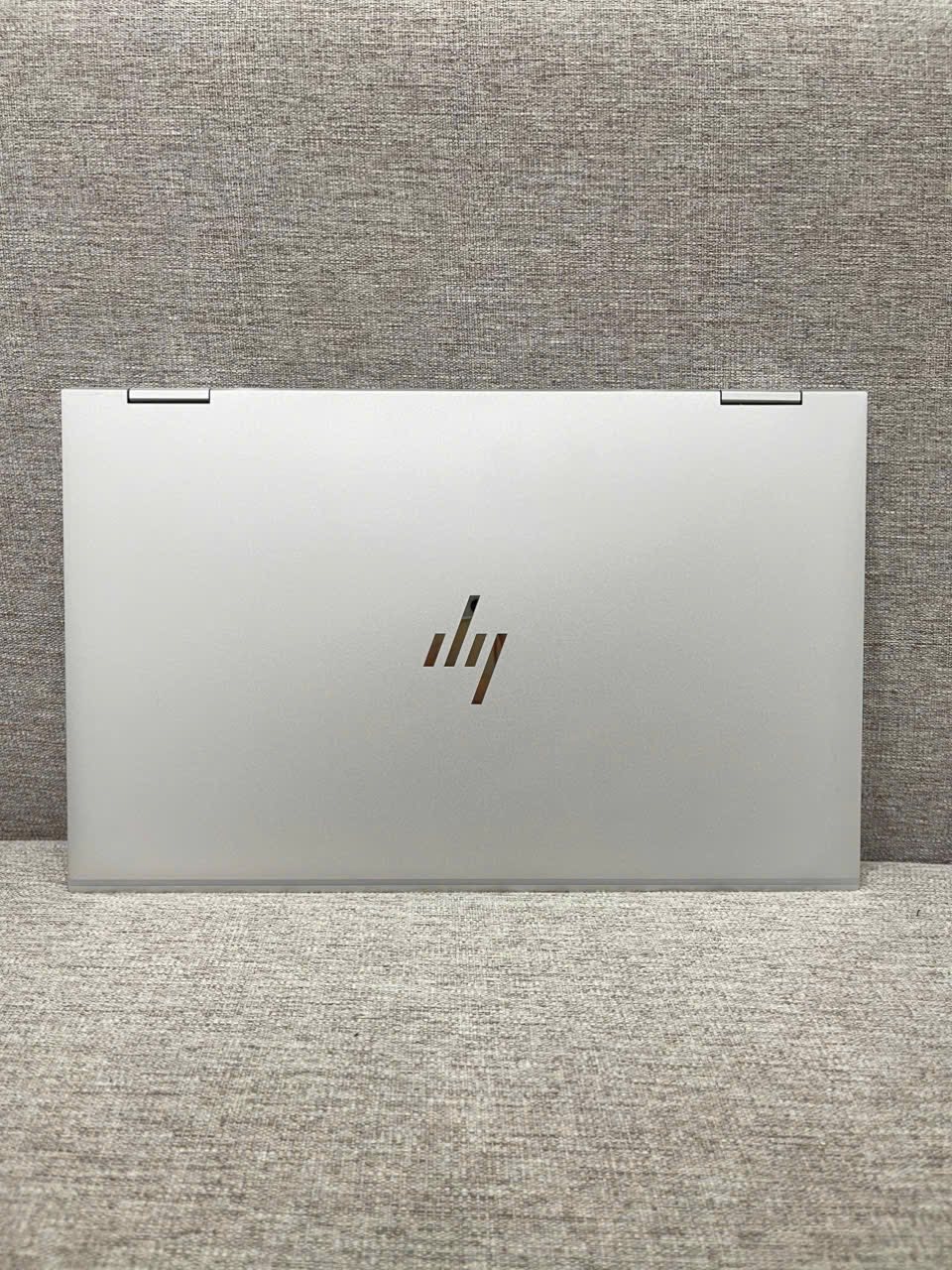 HP-Elitebook-x360-1040-G8-4