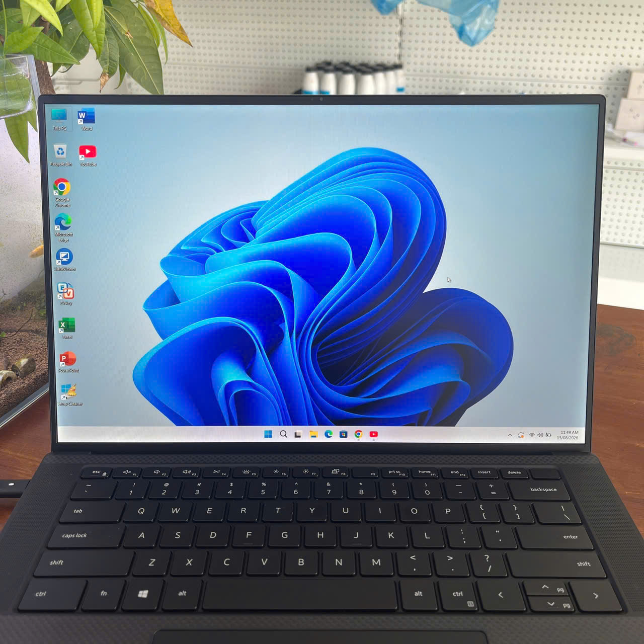 Dell Precision 5550 i7-10850H, RAM 16GB, SSD 512GB NVMe, NVIDIA Quadro T1000 4GB - Ảnh 2
