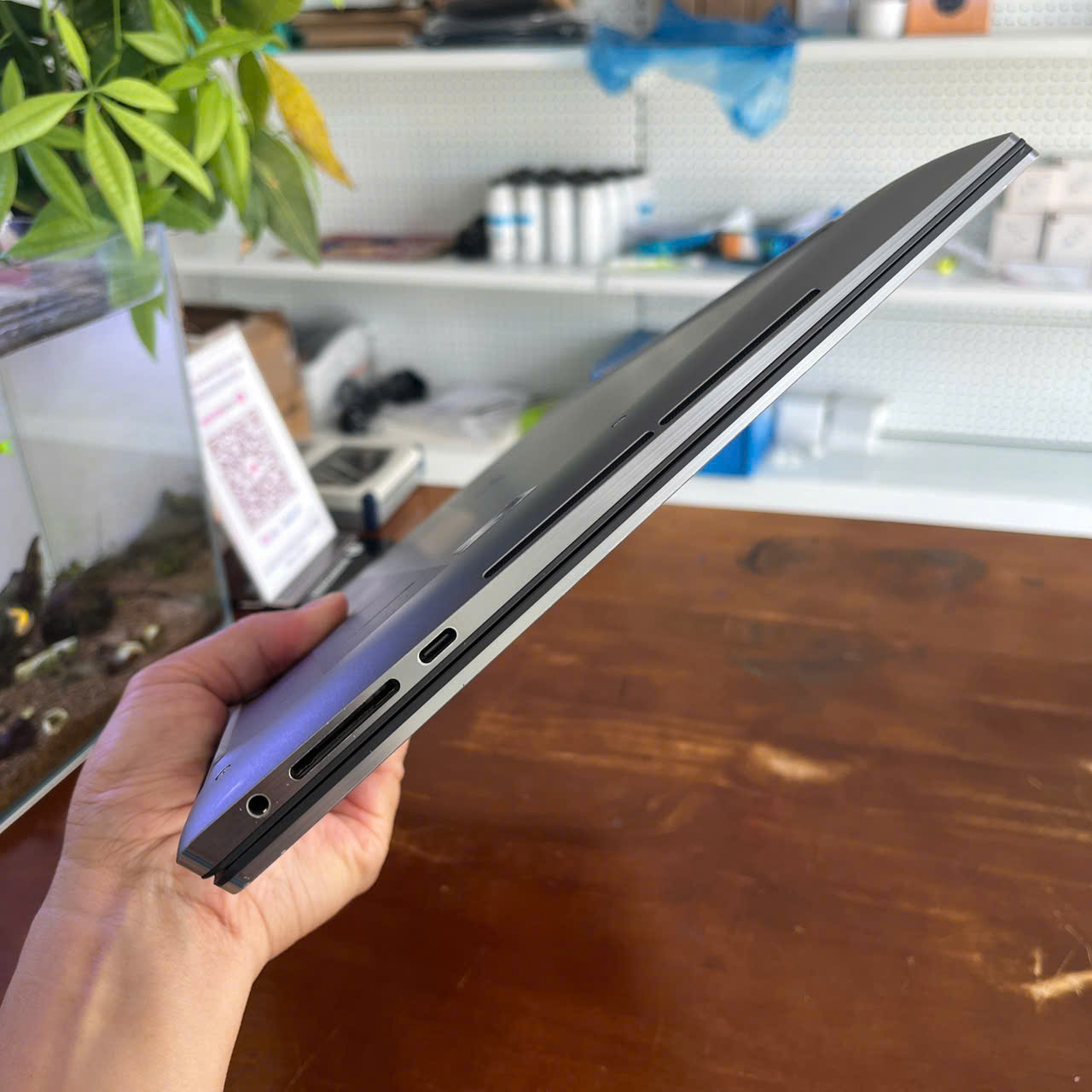 Dell Precision 5550 i7-10850H, RAM 16GB, SSD 512GB NVMe, NVIDIA Quadro T1000 4GB - Ảnh 8