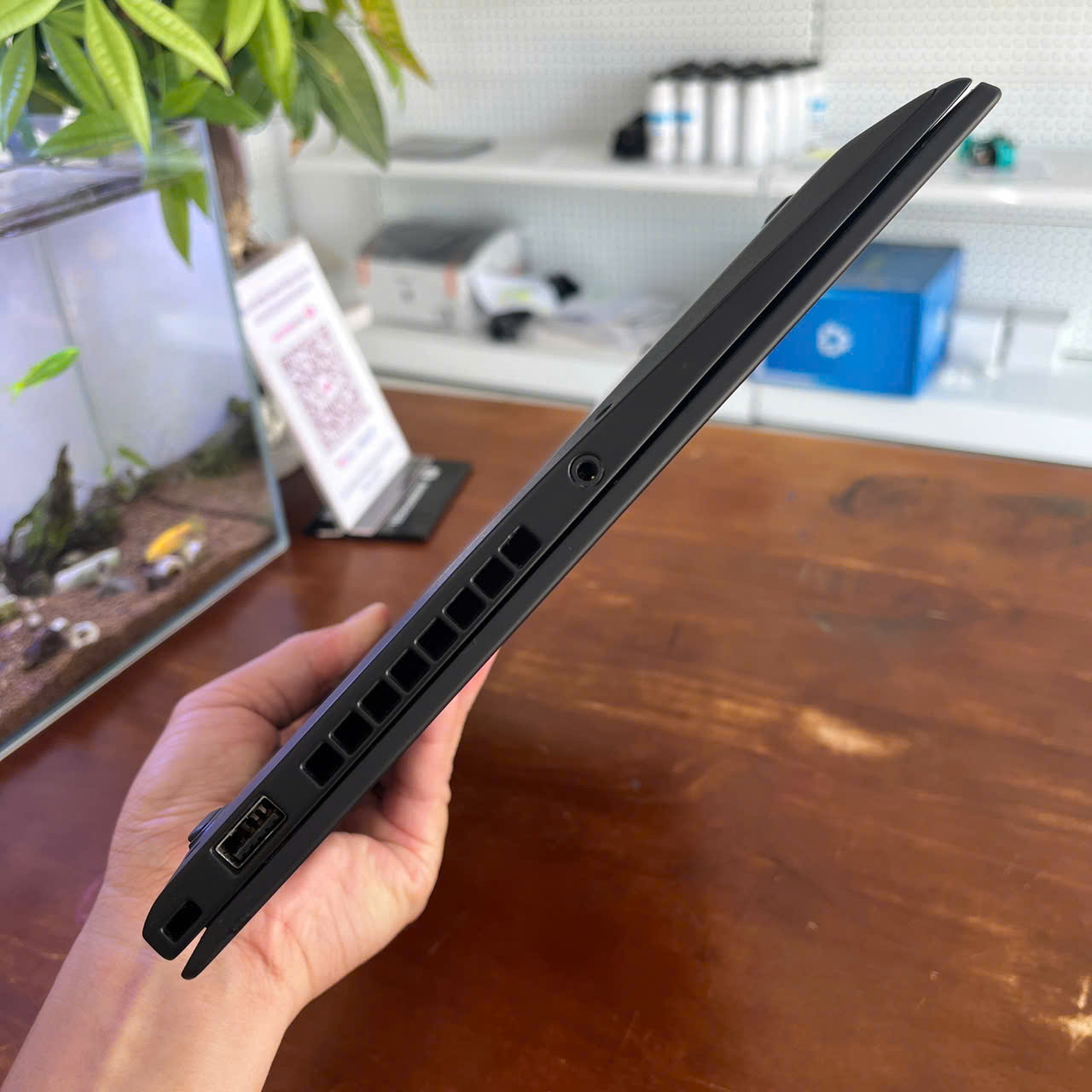 Lenovo ThinkPad X1 Carbon Gen 6 – i5 8365U Ram 8GB SSD 256GB - Ảnh 6